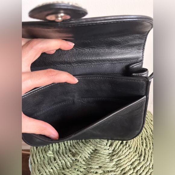 Vintage One World BRIGHTON ChocBrown Croc-Embossed & Black Leather Crossbody Bag - Picture 8 of 15